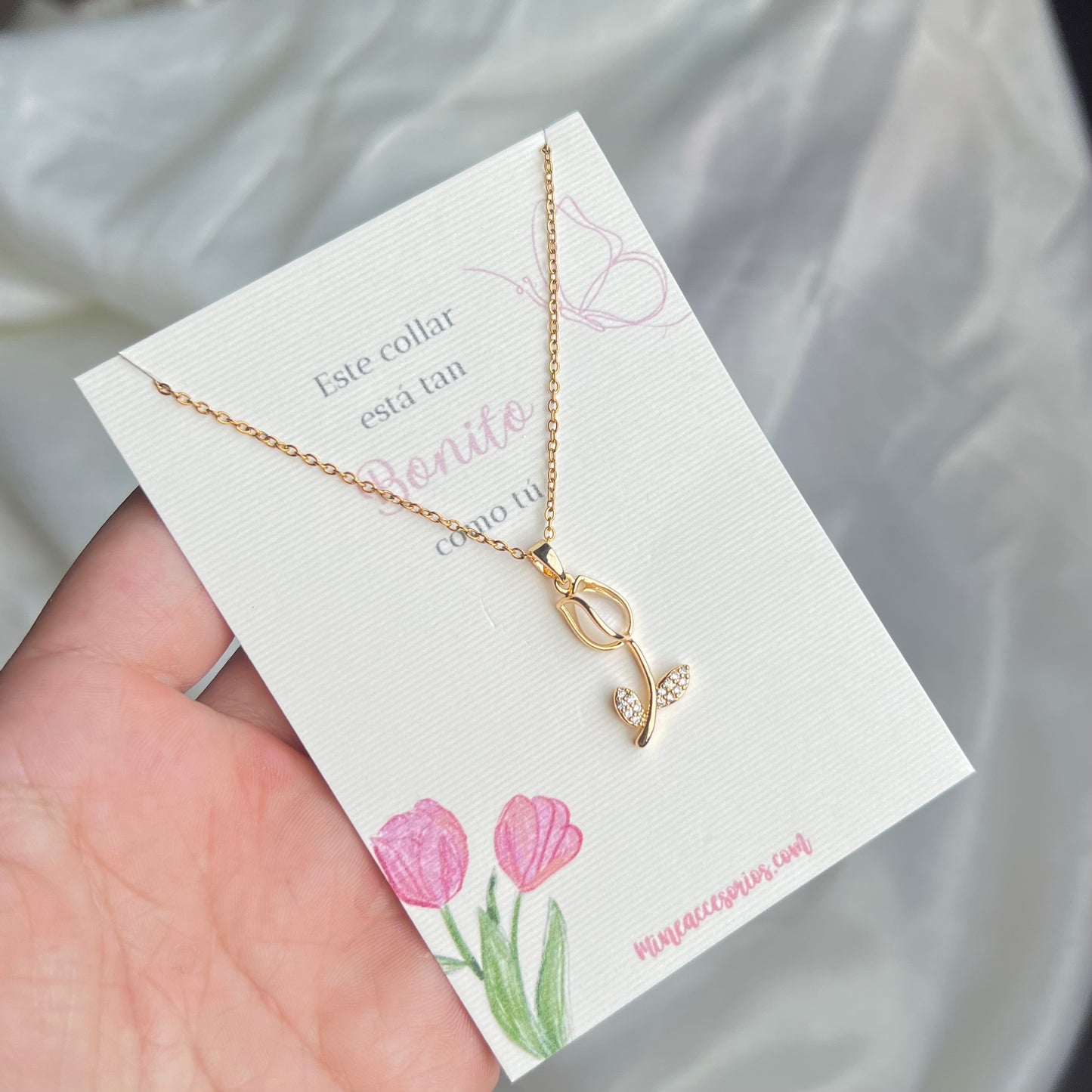 Collar tulipan