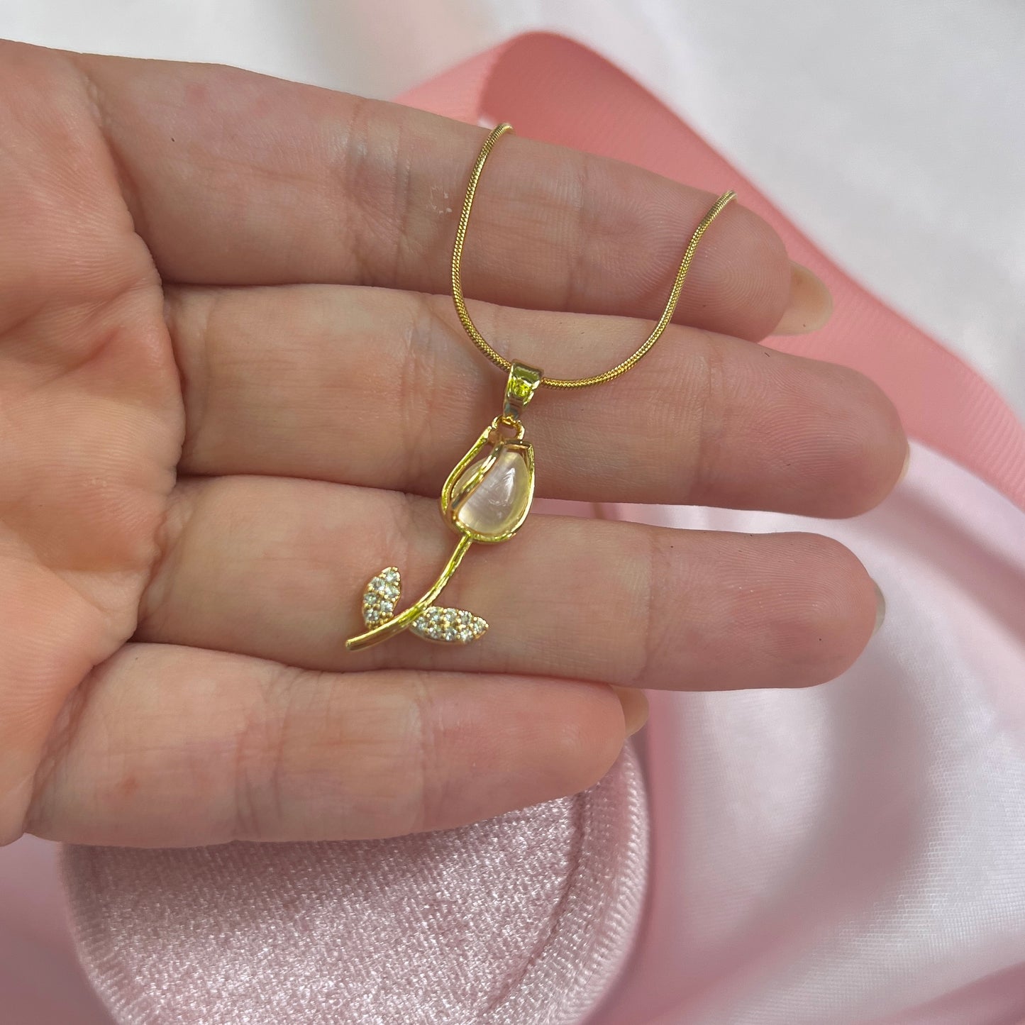 Collar tulipan
